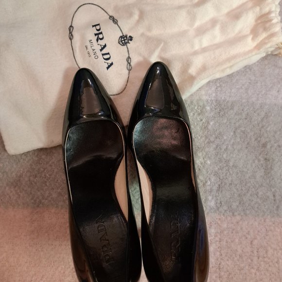 Parade Heels - Picture 2 of 4